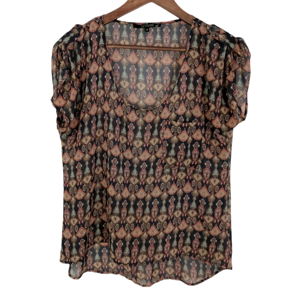 19 Cooper Sheer Scoop Neck Top Size Medium - Picture 4 of 5